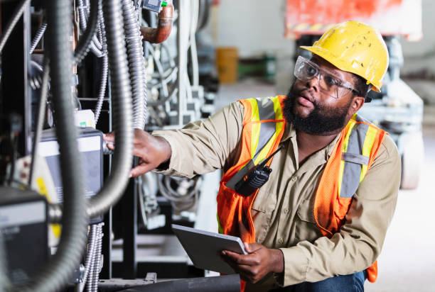Best Home Electrical Repair  in Fruitland, IA